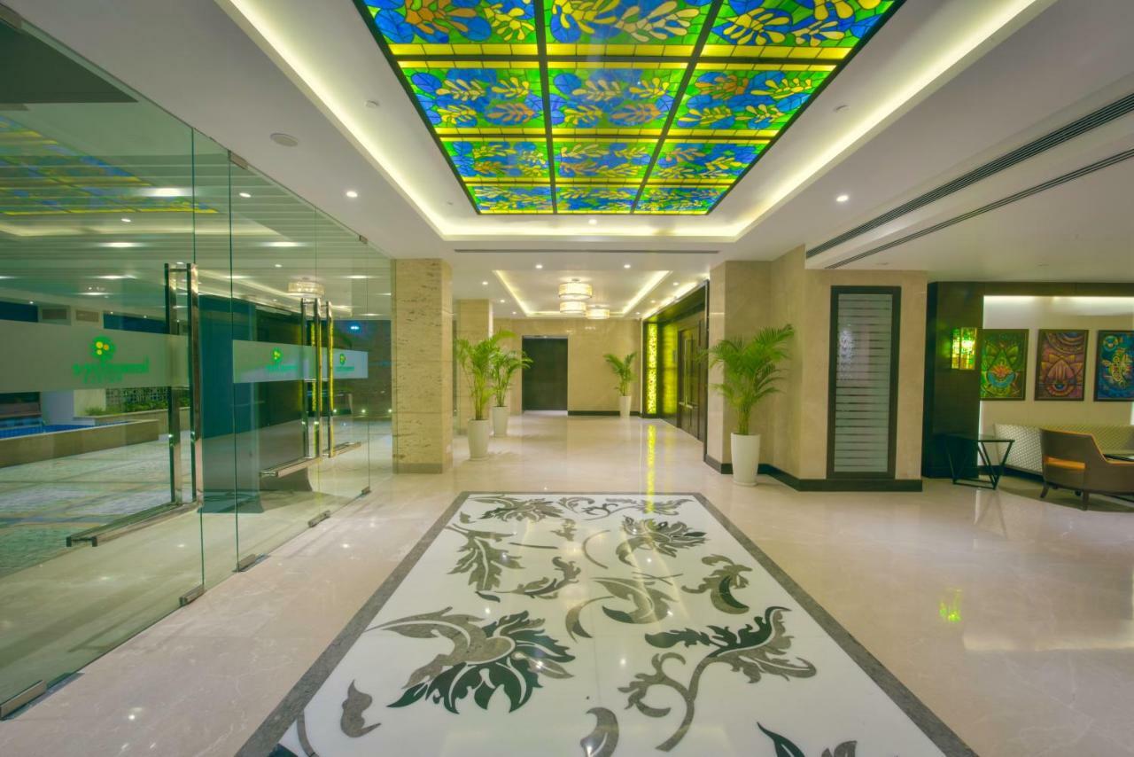 Lemon Tree Hotel Jammu Exterior photo